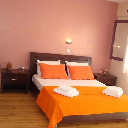 Mikros Gialos Apartments Pokoj fotografie