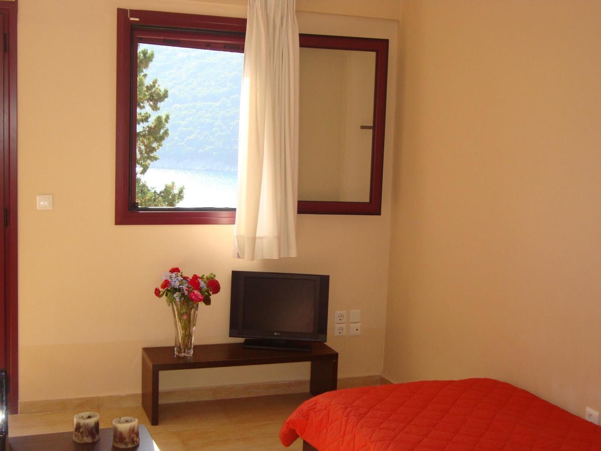 Mikros Gialos Apartments Pokoj fotografie